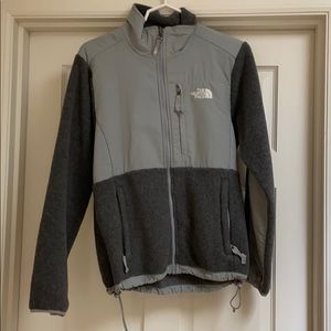 GREAT condition The North Face women’s jacket sz M
